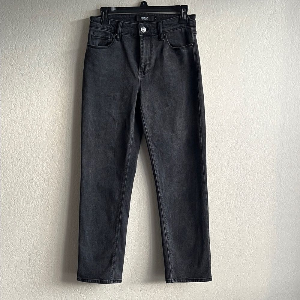 Like New! Hudson Black Straight Leg Jeans in Size 4